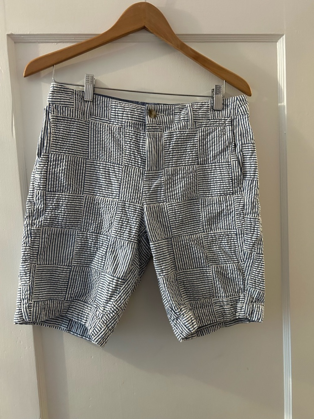 LL Bean Favorite Fit Seersucker Patchwork Shorts Women's 8 Light Cobalt Blue
